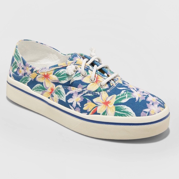 women's mad love lennie lace up canvas sneakers